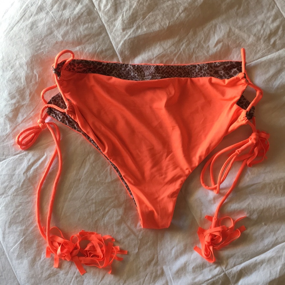 Acacia Murray Bottoms